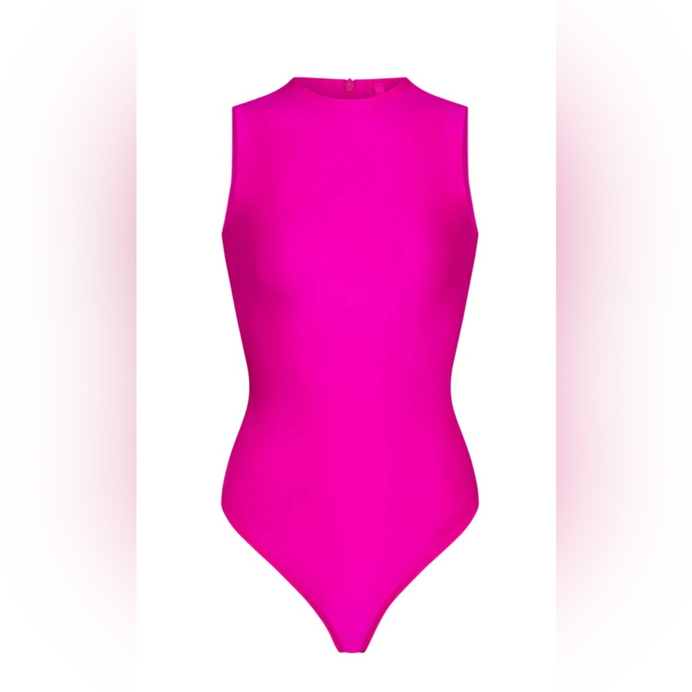 Skims Disco Sleeveless Mock Neck Bodysuit NWT Fushia XL